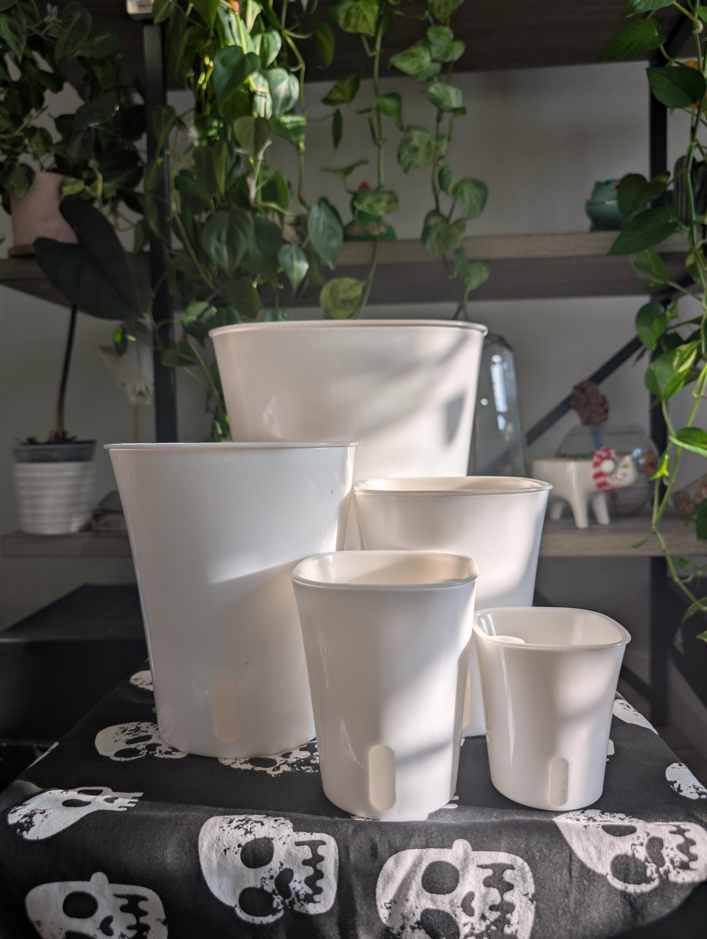 Self Watering Pots With inserts